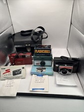 Lot of 3 Vintage Kodak Cameras, Flashcubes  Plastic Case Untested 2 Manuals