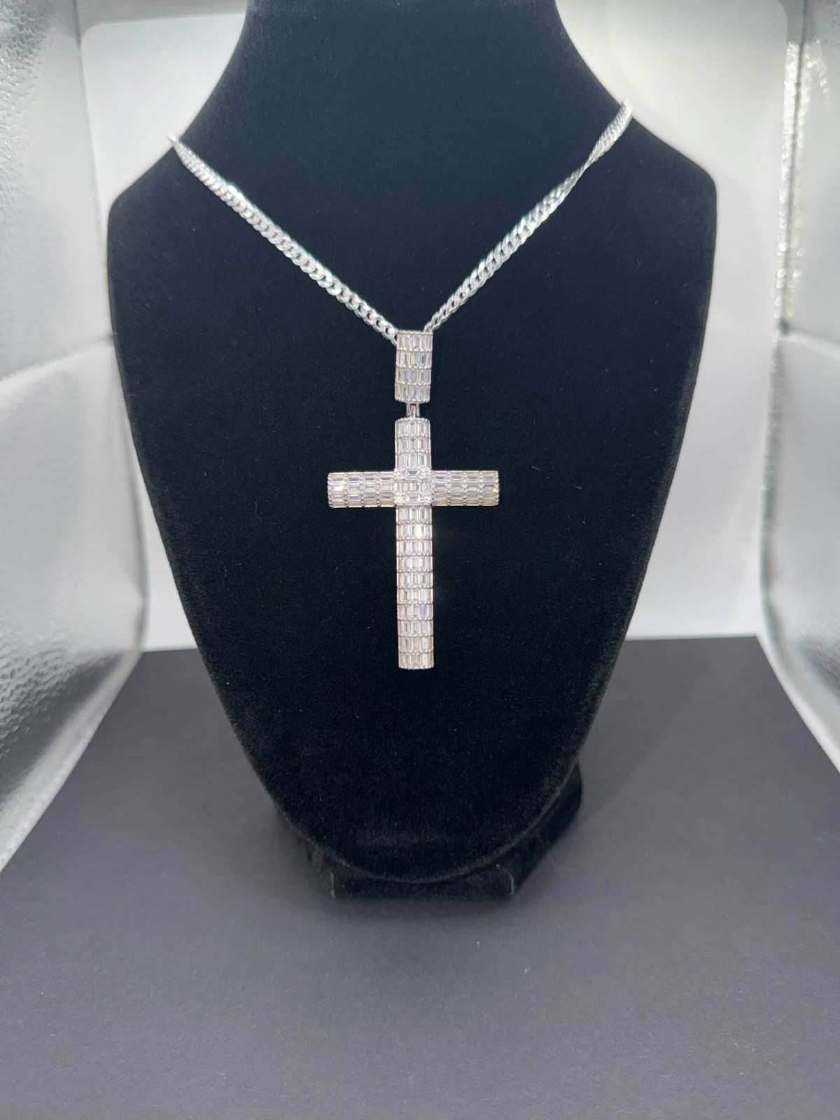 Large 925 Solid Sterling silver Cubic Zirconia CR… - image 1