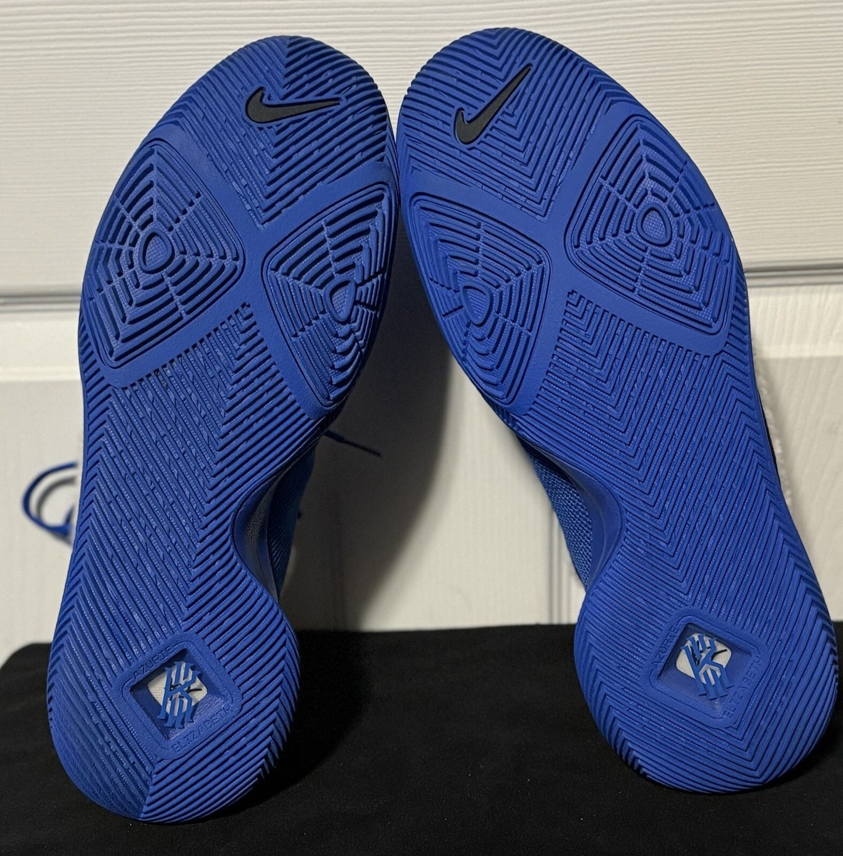 Size 12 - Nike Kyrie 3 Duke - 922027-001 | eBay Size 12 - Nike Kyrie 3 Duke - 922027-001 | eBay