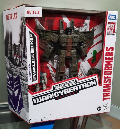 TRANSFORMERS Generations NETFLIX War For Cybertron Trilogy Sparkless Seeker MISB - Picture 2 of 4