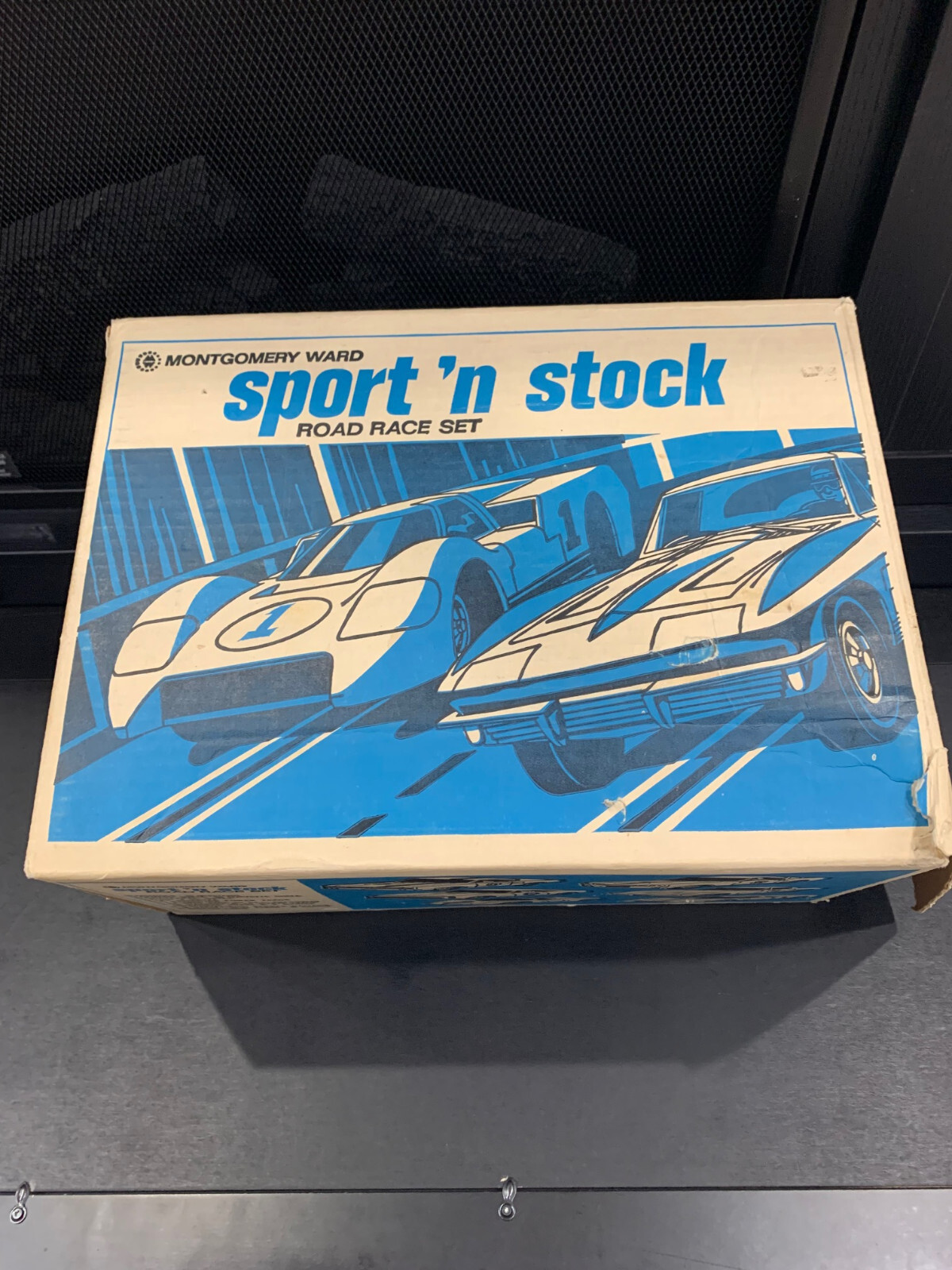 1967 Eldon 1/32 Slot Car Set sport 'n stock Montgomery Ward Road Race Set