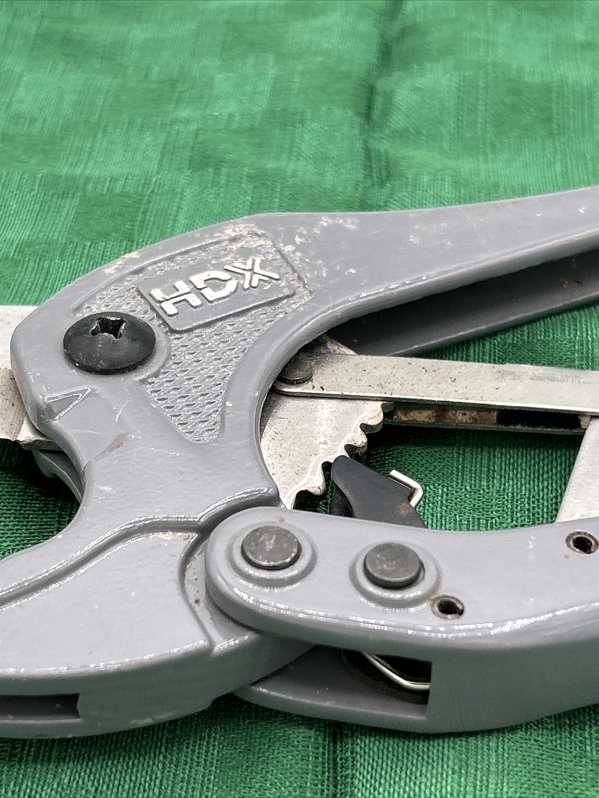 HDX Ratchet PVC Pipe Cutter 15/8'' eBay