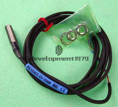 1PC KEYENCE EV-108M Näherungsschalter Neu IN Karton
