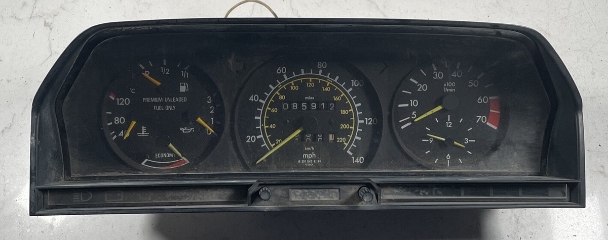 Mercedes 190E Speedometer Instrument Cluster 1986-93 201 542 11 16