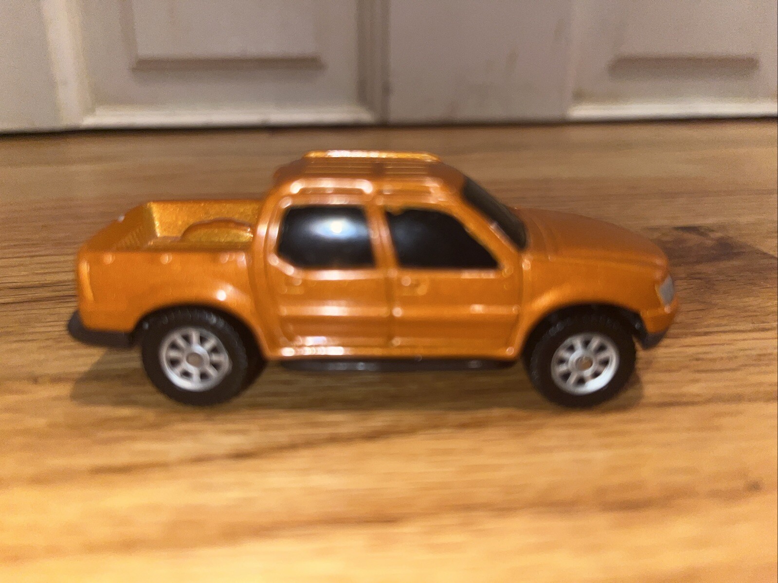 Picture 1 of 5