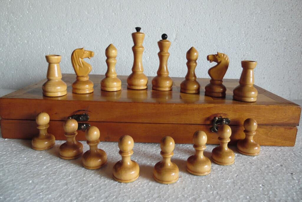 Soviet wooden chess board medium size - 40 cm vintage foldin - Inspire  Uplift