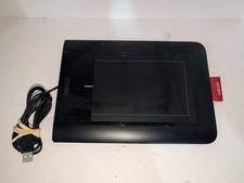Wacom CTL-460 Bamboo Pen And Touch Graphics Tablet Tablet Only 