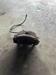 VW TOURAN 1T3 Bremssattel vorne rechts 1K0615124 1.60 Diesel 2012 30513497