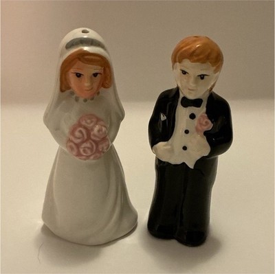 Bride & Groom Wedding Novelty Ceramic Salt & Pepper Shakers, 2pc
