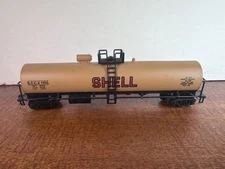 HO Scale Model Power Shell Single Dome Tank Car # SCCX 1105 With Kadees
