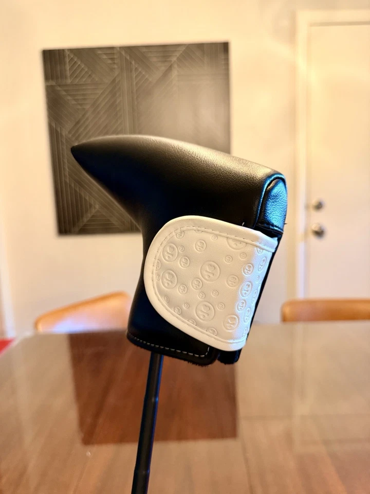 Putter para diestros Lab Golf Link 1 35 COMO NUEVO con cubierta Foto 4 de 4