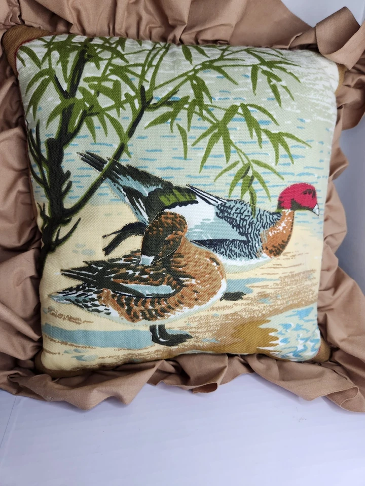 Vtg Quilted Duck Pillows Set of 2 Handmade Ruffle Edge Rustic Cabin Lodge Decor - Image 3 of 4