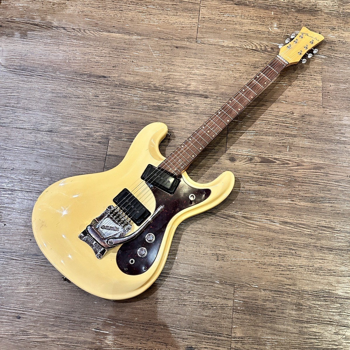 【希少】MORALES ZES-300 Mosrite Type モズライト Morales ZES-300 1960s Mosrite Bizarre Guitar Electric Guitar