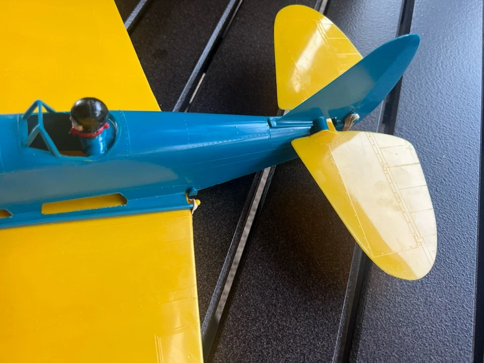 Vtg 1970's Cox 5700 PT-19 Trainer USA Made w Original Box Model Airplane Nice - Image 4 of 4