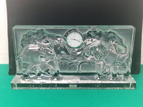 Quality Baccarat Crystal Glass Elephant Mantel Clock A/F in Original Box - Picture 2 of 15