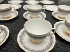 Royal Vale bone China tea set [WG]