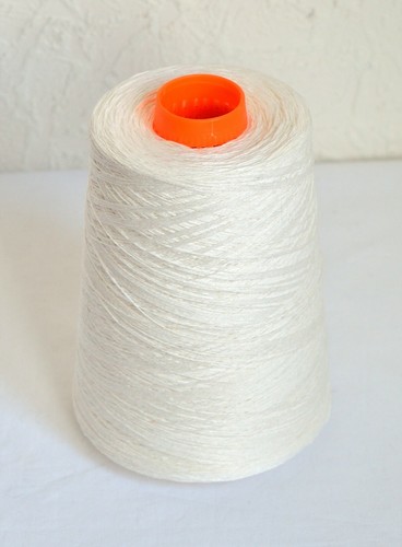 100% natural linen yarns, 1.1 lb / 500 grams cone, 4 ply - Picture 2 of 3