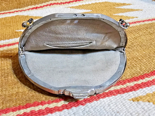 SWEET VICTORIAN CLIP DANGLE CLUTCH PURSE FANCY SILVERPLATE WORK & BEADWORK NICE! - Picture 15 of 17