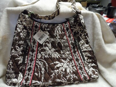 Vera Bradley Lisa B Handbag in Imperial Toile