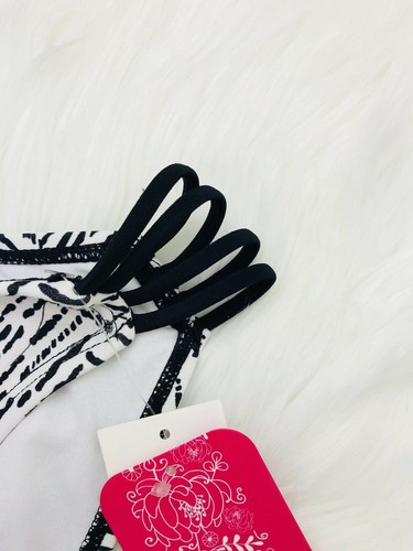 Traje de baño Hula Honey para mujer con tiras de caderas negro blanco talla XL $28 - Imagen 4 de 7