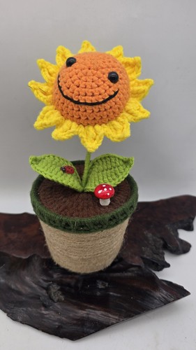 Crochet Sunflower Smiling Flower ~ Table Top Desk Decor Sunny Cute!