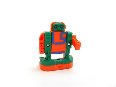 Alpha Bots Letter G Transforms to Robot Transforming Toy Lakeshore