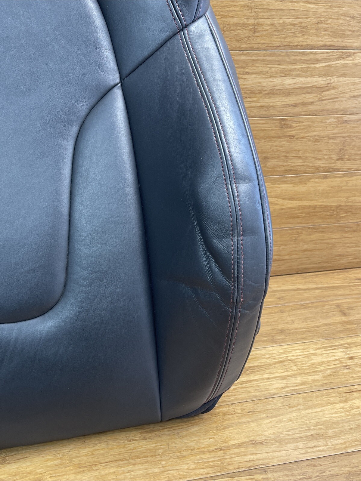 2014-2015 Audi R8 42 Front Left Upper Seat Black Rest Cushion OEM *NOTE*