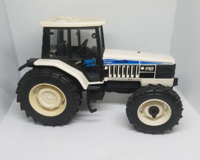 ROS Made in Italy Resonance T.I. 190 Traktor Maßstab 1/25! (Teile defekt)