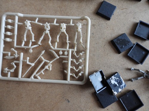 Citadel Warhammer fantasy wargaming plastic figures classic Undead Skeletons - Picture 3 of 9