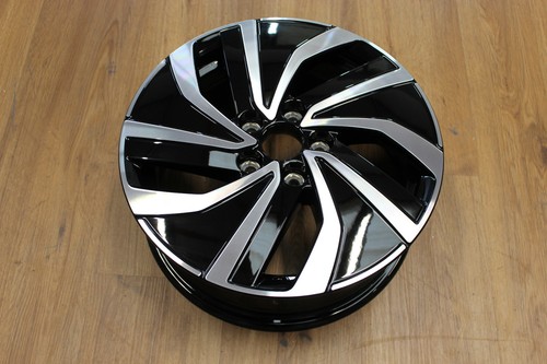 Original VW POLO Felge in 5,5x15zoll et40 5x100 BiColor 2G0601025AS NEU!