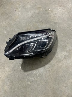 Merceds Benz C250d C205 Left Passenger Side Headlight (cracked Cover)
