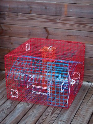 OceanBuilt Maryland Blue Crab Trap, Blue Crab Pot, Wire Crab Trap