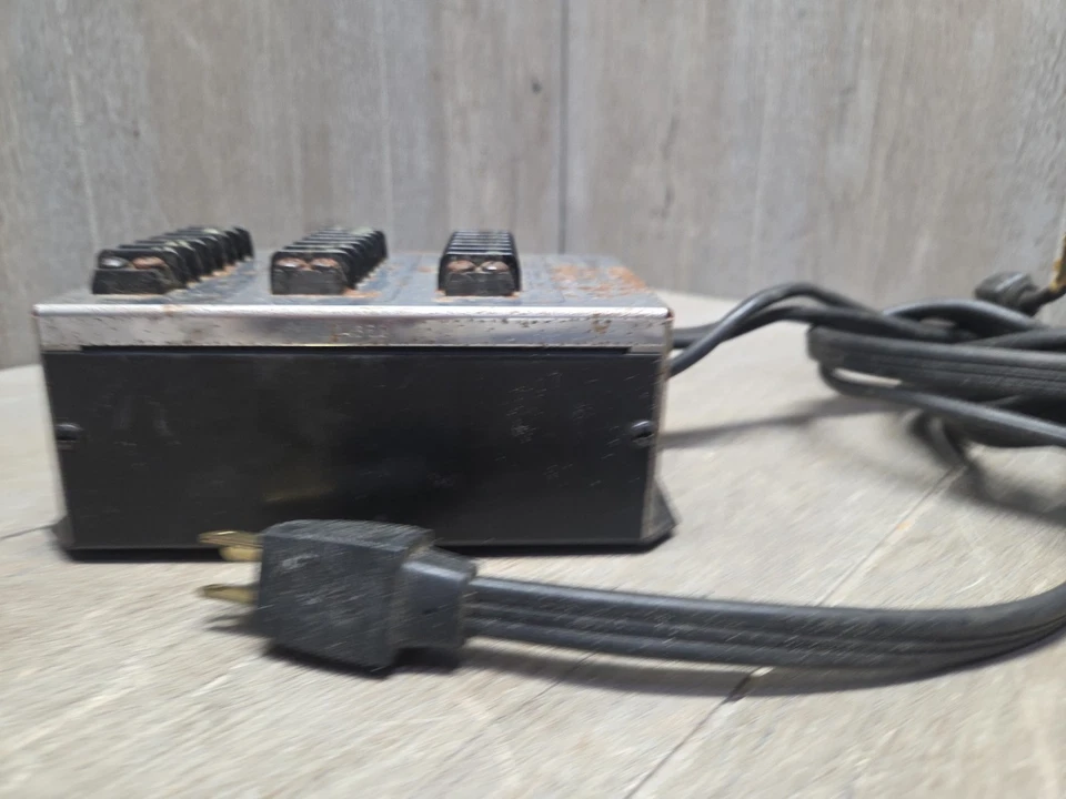 RELÉ DE CONTROL DE ALTAVOZ MCINTOSH SCR2. (No probado para piezas) Foto 4 de 4