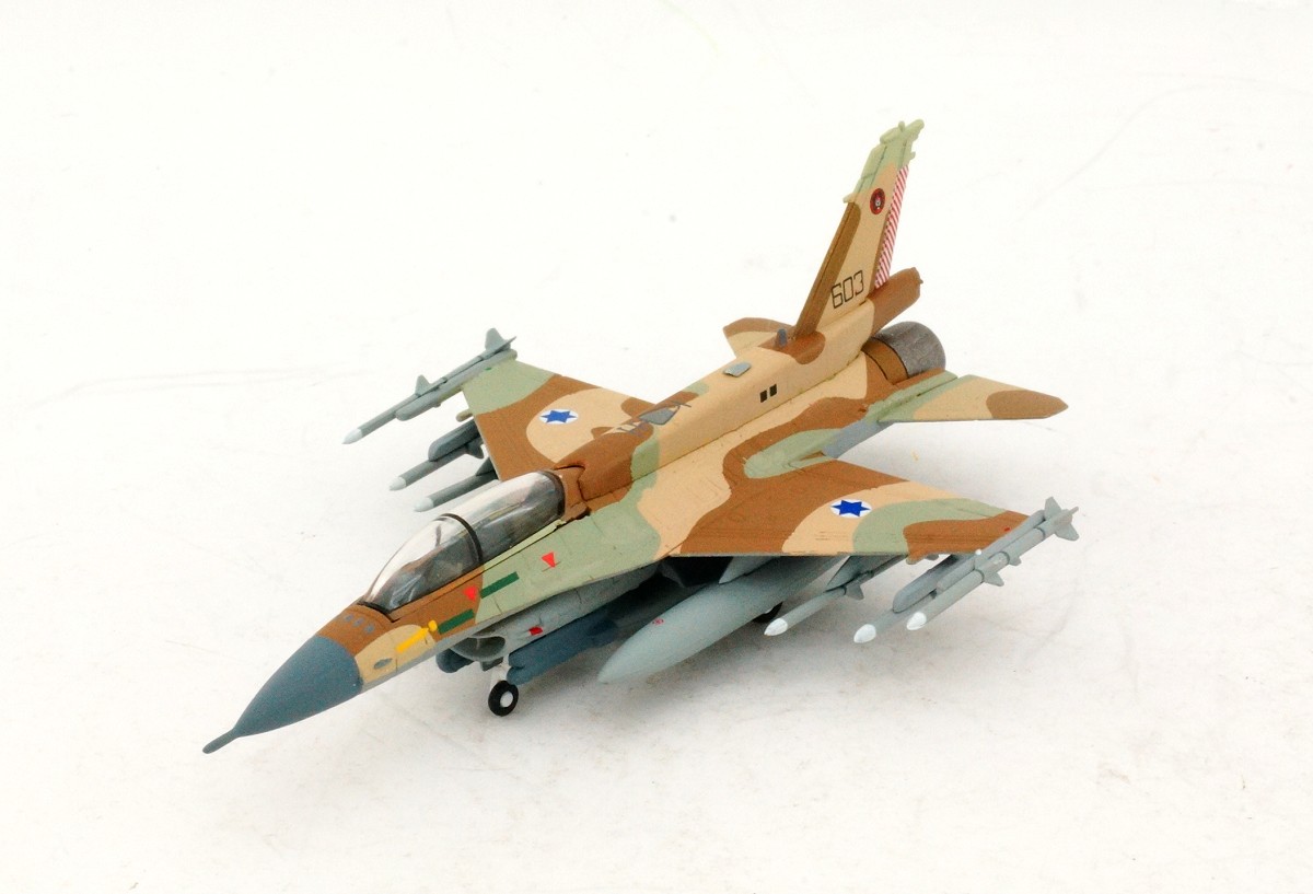 Hogan Wings 1/200 Israeli Air Force F16D HG6061 Fighter Alloy Finished Model