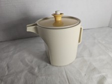 Vintage Tupperware Creamer Mini Pitcher Almond with Push Button Lid 1414-2 VGC