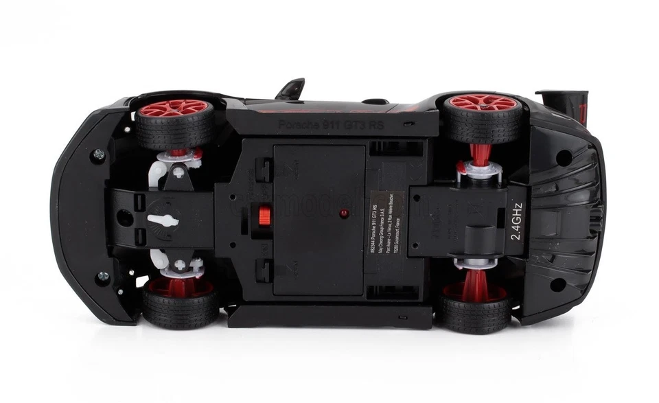 MODELLINO AUTO RADIOCOMANDATO MAISTO PORSCHE 911 992 GT3 RS COUPE 2022 NERO 1/24 - Immagine 4 di 4