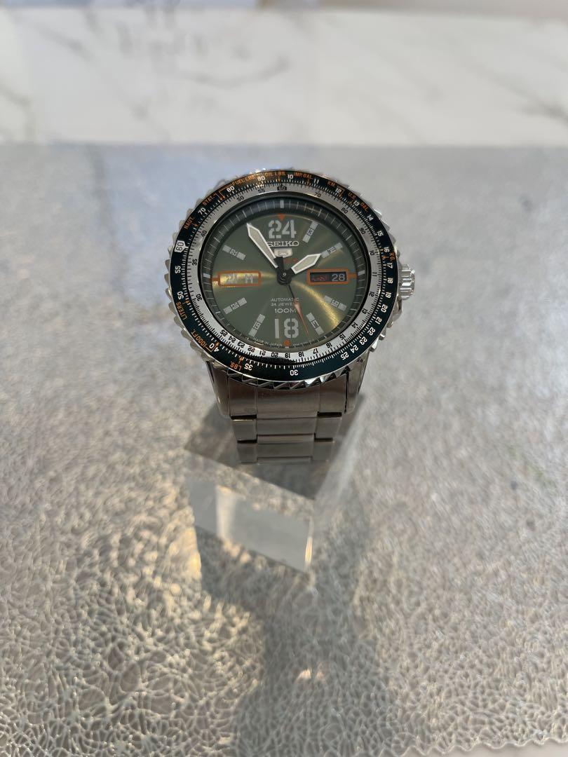 Seiko 5 Sports 4R36-01S0 Day Date Stainless Steel Automatic