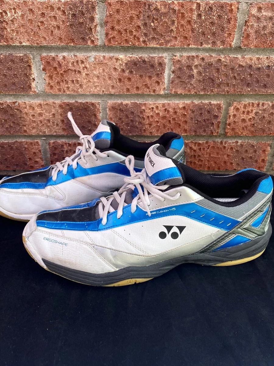 Yonex trainers clearance
