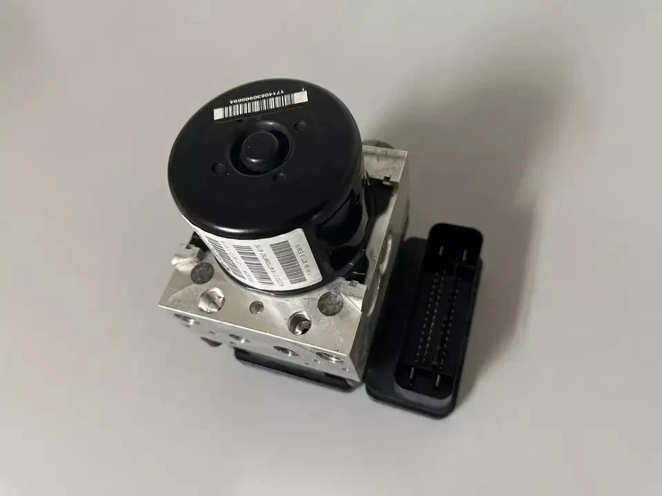 Conjunto de módulo de bomba de freno antibloqueo Dodge Journey ABS 2009 FABRICANTE DE EQUIPOS ORIGINALES Foto 2 de 4