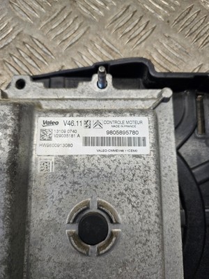 PEUGEOT 208 1.2 ECU 9805895780 V29035181 a Hw9800913080 Valeo V46 