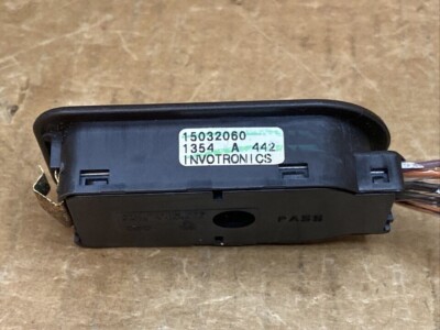OEM Driver Side Heated Seat Switch – 15047835 – For Cadillac Escalade, Chevy, GMC Yukon, Suburban