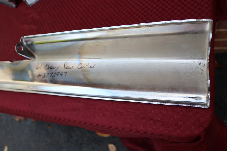 61 1961 CHEVROLET IMPALA BELAIR BISCAYNE NOS 3 PIECE REAR CHROME BUMPER GM - Image 4 of 4