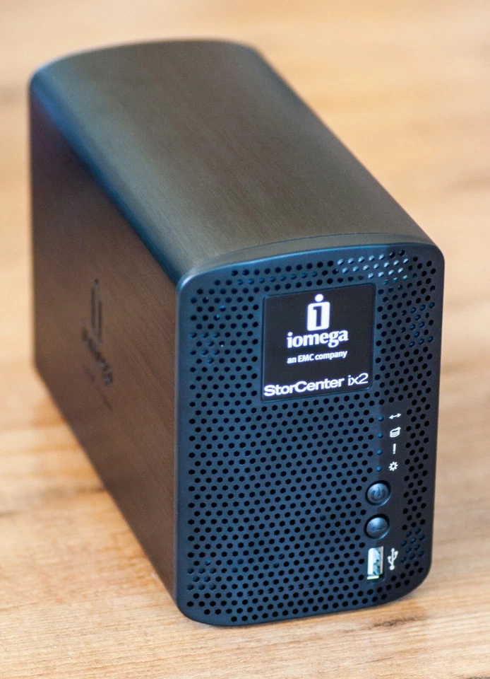 Iomega StorCenter ix2 / 2 TB / RAID JBOD  / NAS / Cloud Edition / Server - TOP - Bild 2 von 4