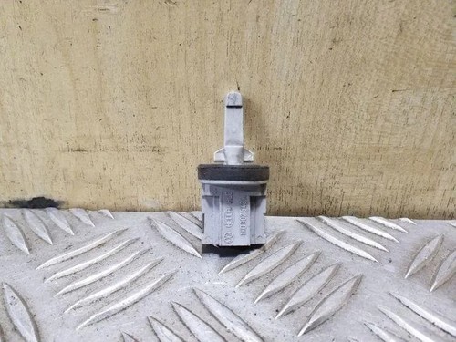 AUDI A3 Cabrio 8P7 Temperatursensor 1K0907543A 2.0 Diesel 103kw 2004 26135015