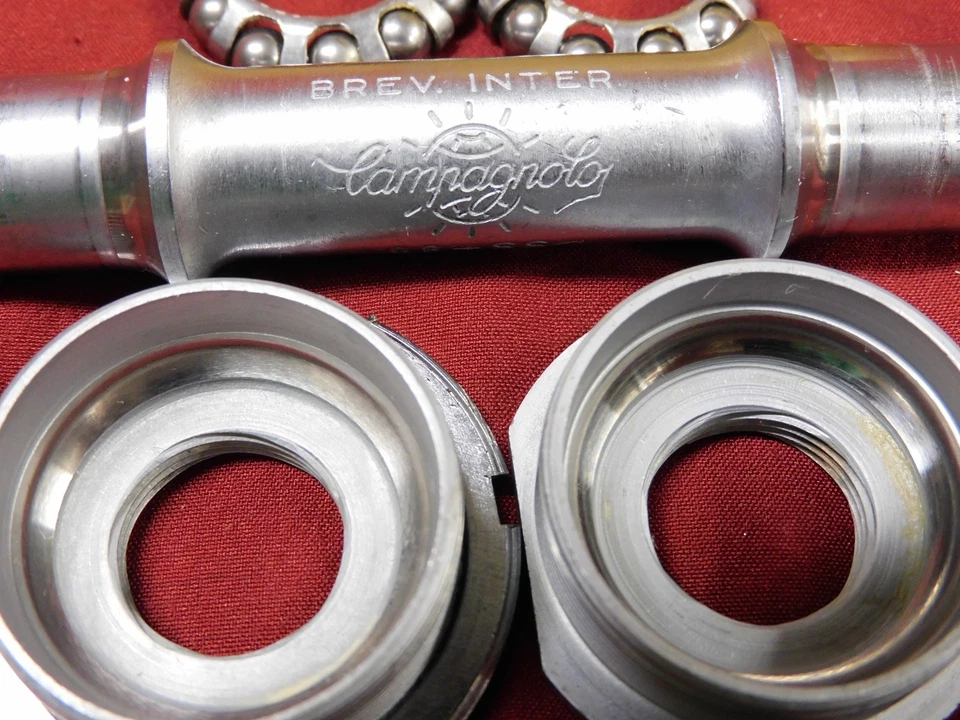 Campagnolo 1046/A Nuovo Record BB  1.37" x 24 English 68-SS 115 mm Spindle - Image 3 of 4