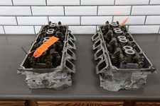 2006-2010 Dodge Charger Srt8 6.1l Hemi Oem Left Right Cylinder Heads Pair