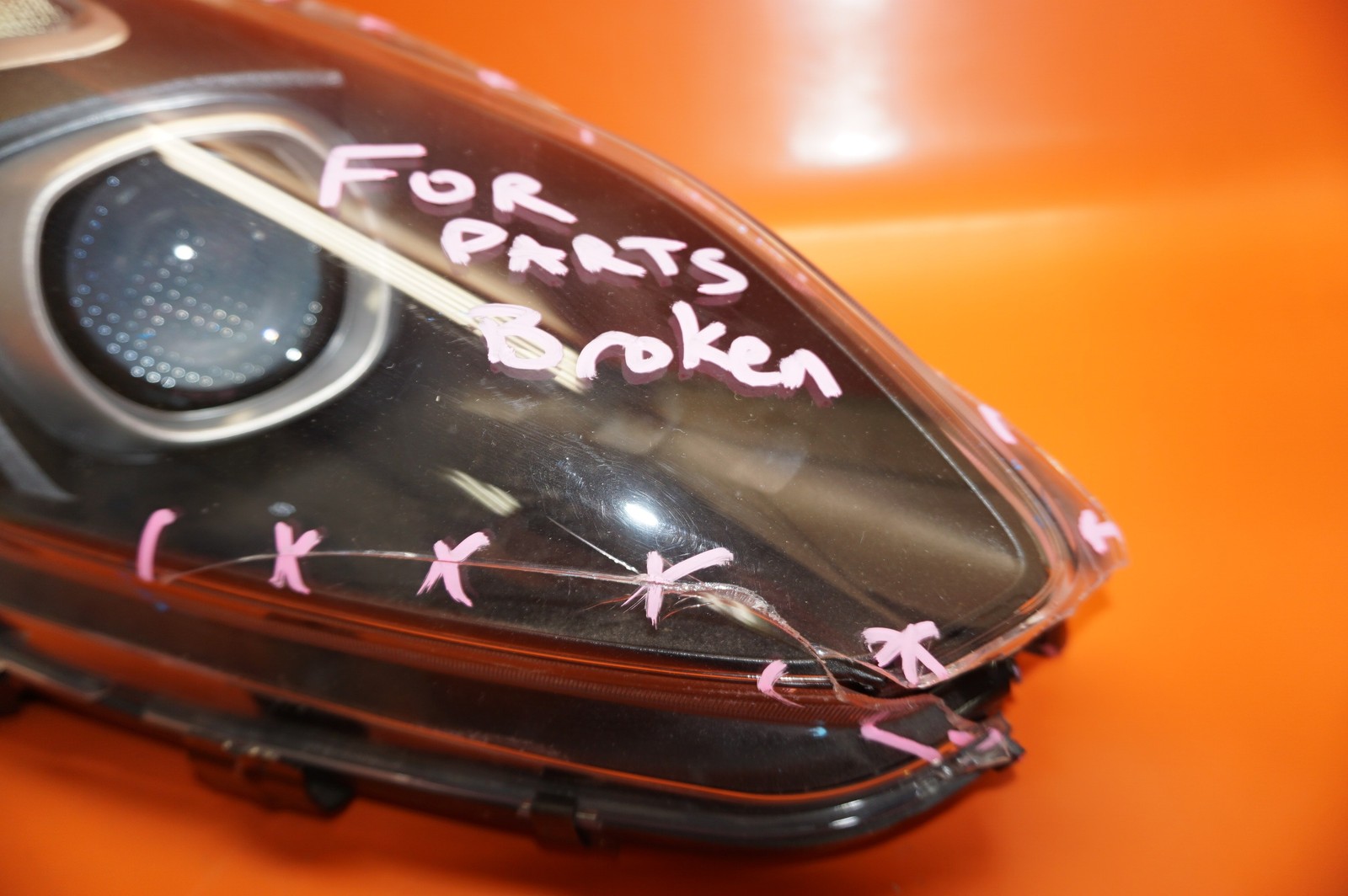 FERRARI CALIFORNIA T HEADLIGHT RIGHT PASSENGER 2015 2016 2017 321528 FOR PARTS