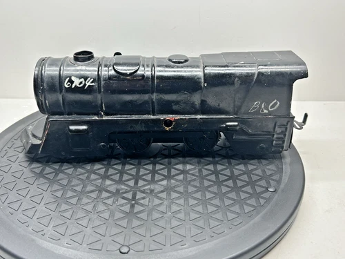 VINTAGE ROUGH MARX O GAUGE METAL WINDUP 0-4-0 LOCOMOTIVE /UNTESTED /NO KEY AS IS