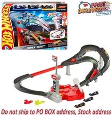 Hot Wheels Racing Formula 1 Sprint Race Circuit Track Set and cars