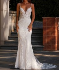 Exquisite Mermaid Wedding Dress Sexy Beach Lace Straps V-Neck Bridal Gown Custom